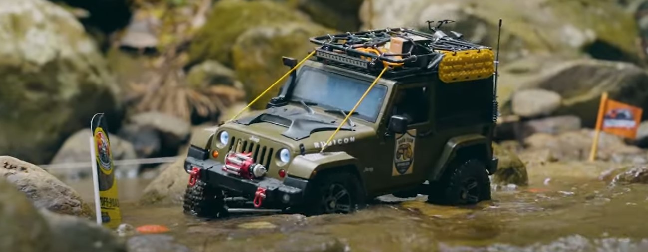 What is an RC Crawler?